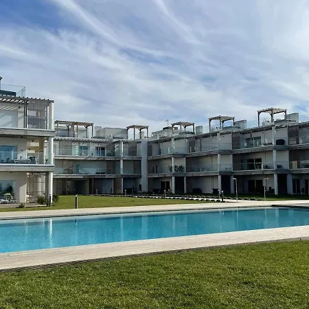 شقة New Luxury Apartment, Sea View With Pool & Gym نازاريه