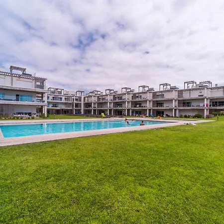New Luxury Apartment, Sea View With Pool & Gym Διαμέρισμα *