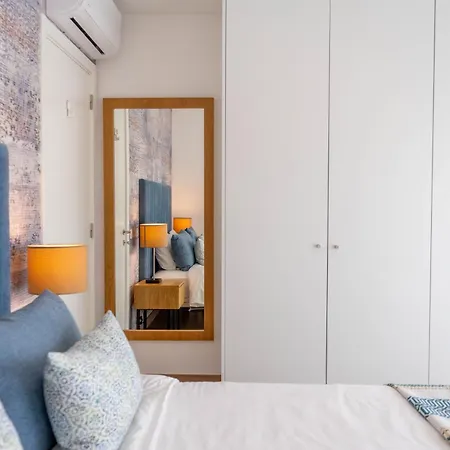 New Luxury Apartment, Sea View With Pool & Gym דירה *