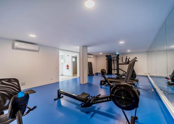 New Luxury Apartment, Sea View With Pool & Gym Διαμέρισμα