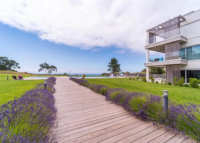 Διαμέρισμα New Luxury Apartment, Sea View With Pool & Gym Ναζαρέ