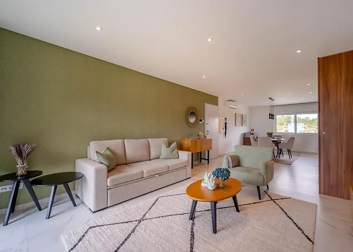 Διαμέρισμα New Luxury Apartment, Sea View With Pool & Gym